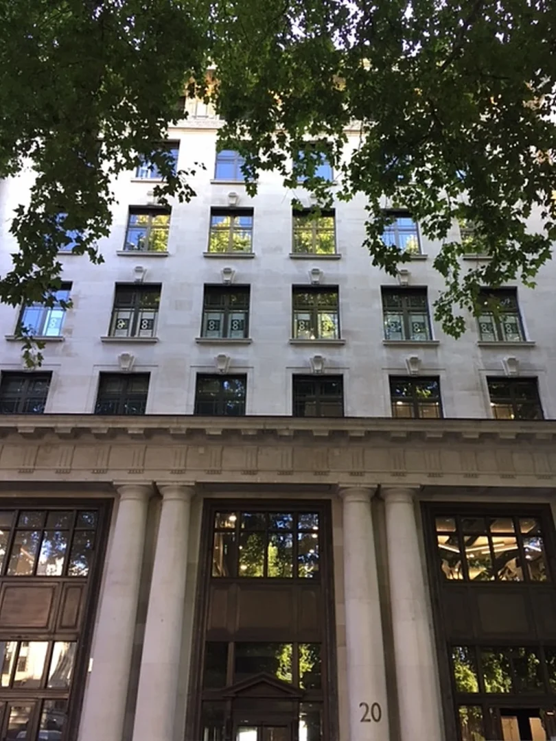 20 Soho Square 019