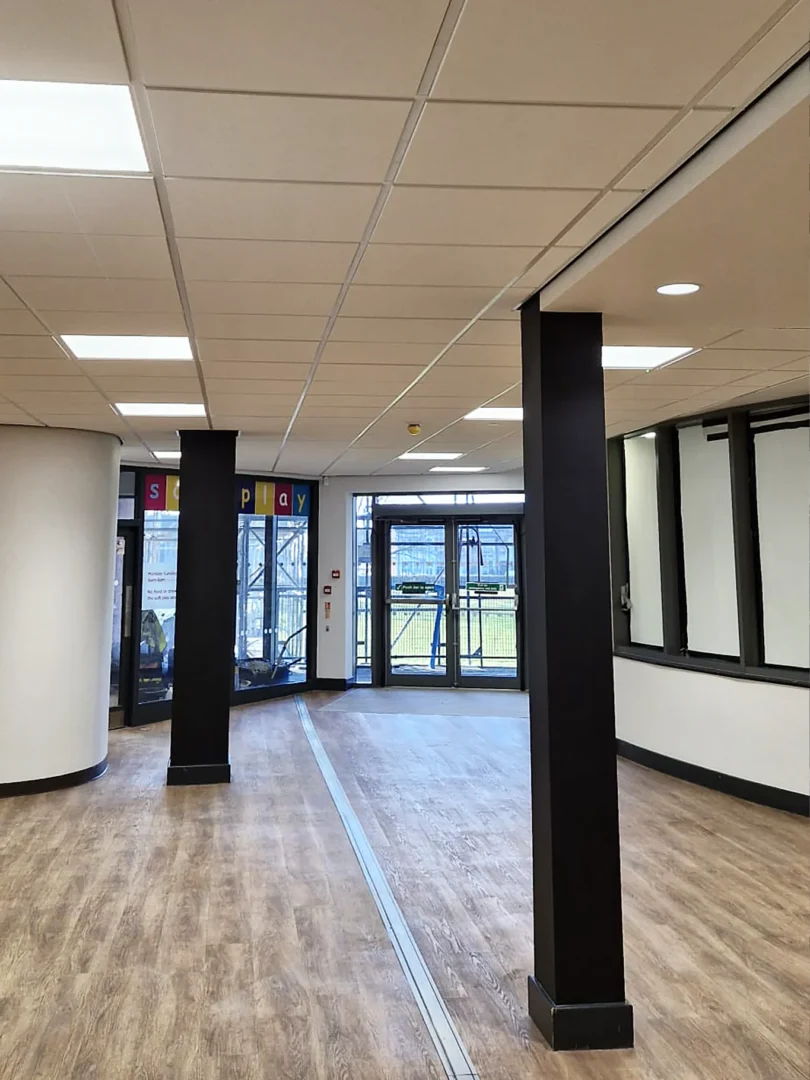 Mountbatten Leisure Centre Portsmouth Drylining Sfs Drylining Suspended Ceilings