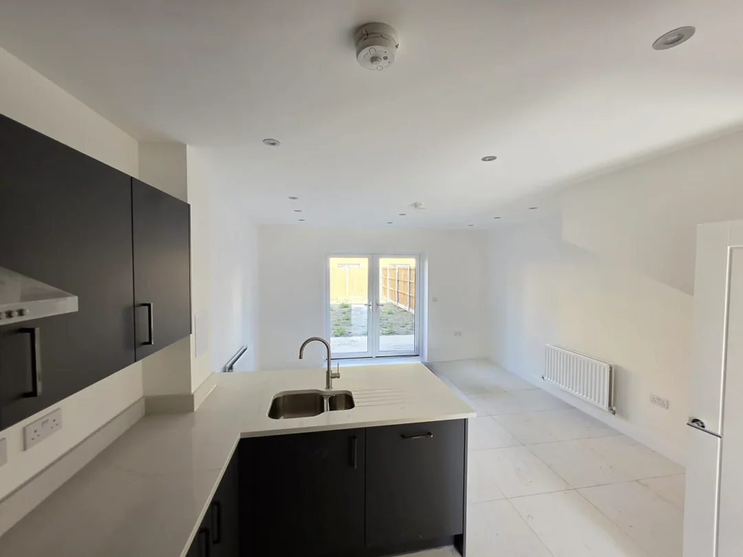 Ebbsfleet Residential Development Affordable Housing Fit Out Contractor Sfs Fire Stopping Tender Estate Ga Interiors